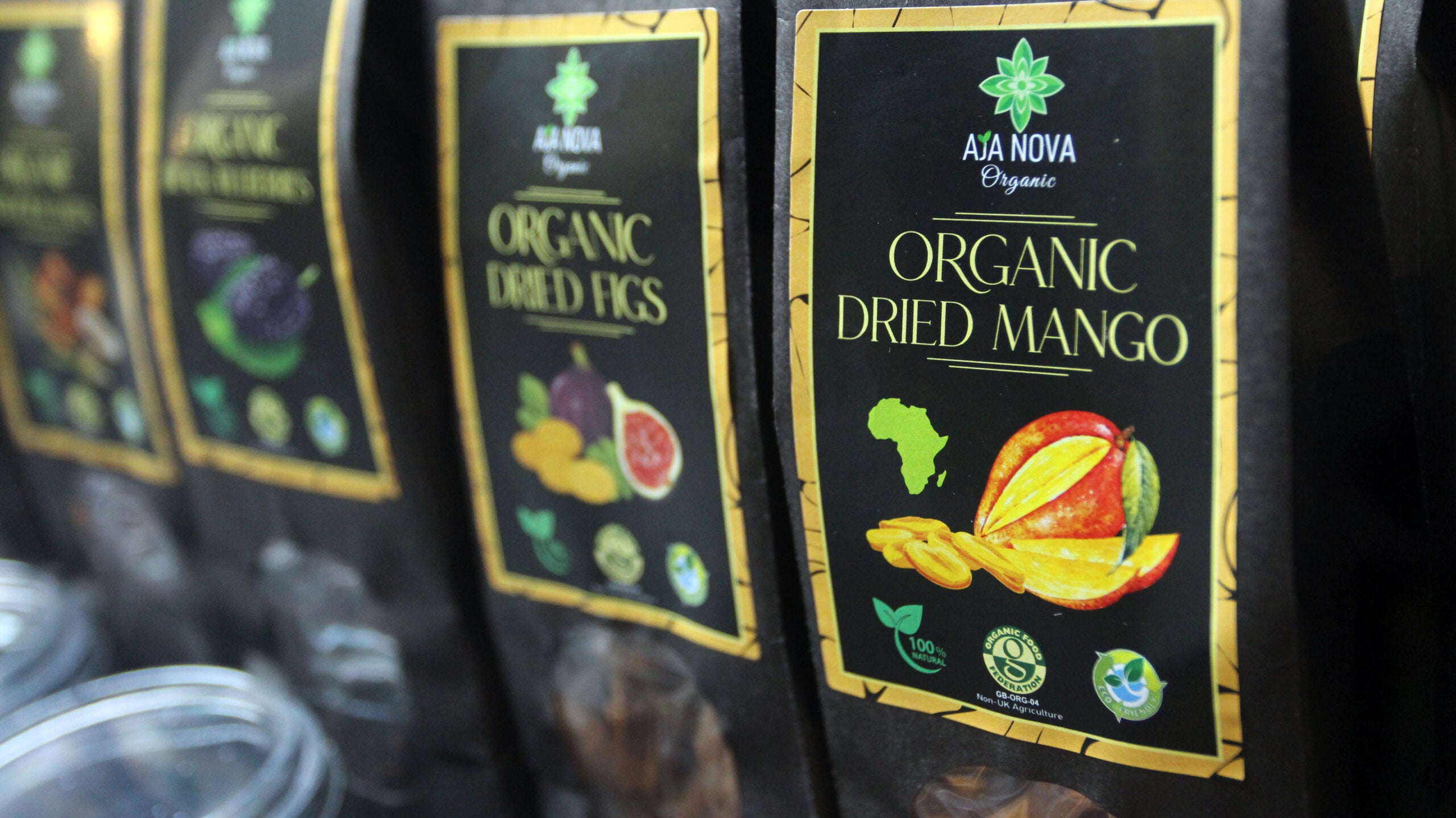 Organic Black Mulberries image 2